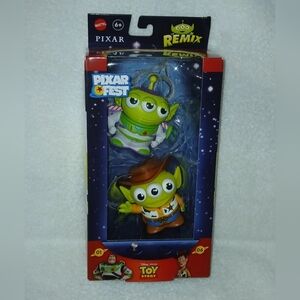 Disney Pixar Fest Alien Remix 01 Buzz Lightyear & 06 Woody Toy Story